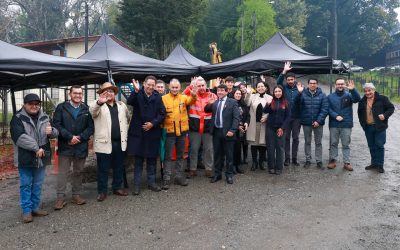 Se realizó la colocación de la primera piedra para el mejoramiento de calle Ignacio Carrera Pinto