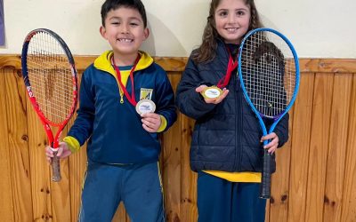Éxito deportivo: estudiantes clasificados al Nacional Escolar de Tenis