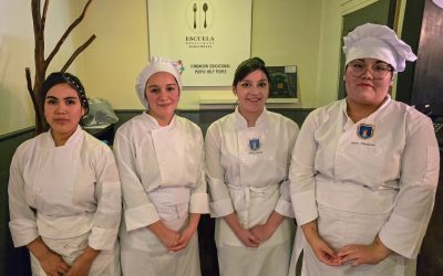 Estudiantes de Gastronomía inician pasantías formativas en el Restaurant Escuela