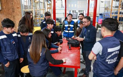 Estudiantes de Instalaciones Sanitarias participaron en jornada de capacitación junto a Junkers y Bosch